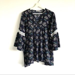 SoTeer Navy Blue Floral Cottagecore Crochet Bell Sleeve Tunic Top Size Large